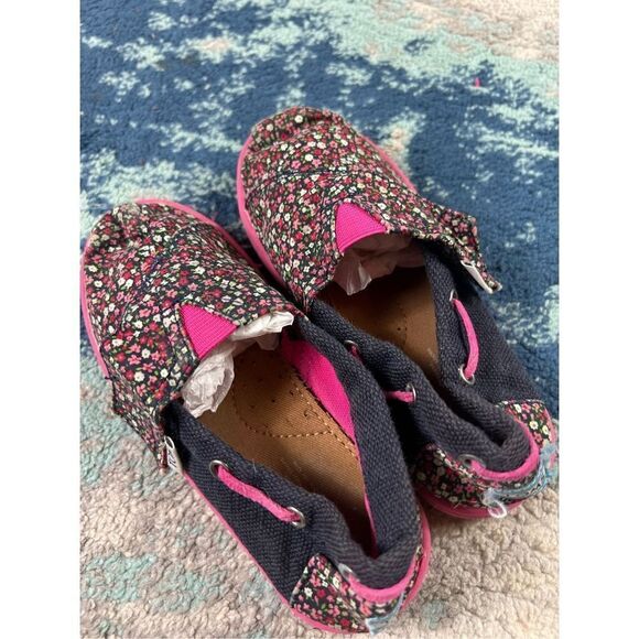 Toms Girls Flower Shoes Size 9 - Picture 2 of 3